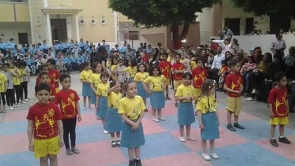 عقب حرقها.. مدرسة