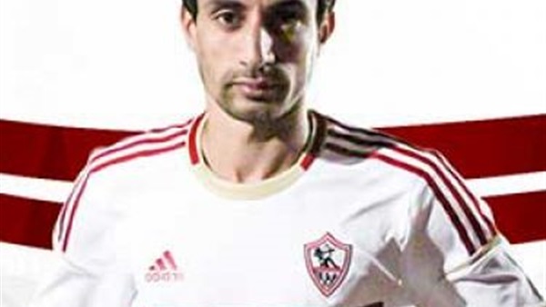 ايمن حفني يتعرض لشد