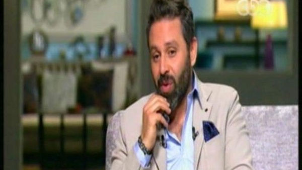 احمد حسن : إمام لا