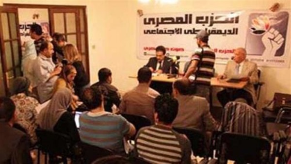 جلسة لإنهاء الخلافات