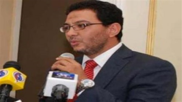 بينهم عبدالله شحاته..