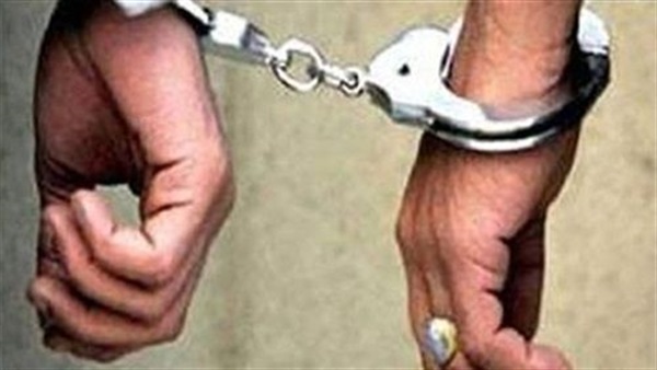 حبس عاطل متهم بحيازة