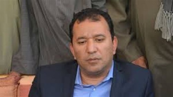 محافظ الأقصر يجتمع
