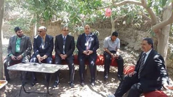 ”وفد دمياط التعليمي”