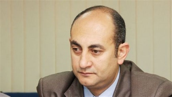 خالد علي يصل للترافع