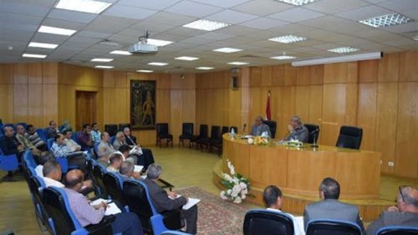 «نصر» يشدد على رؤساء