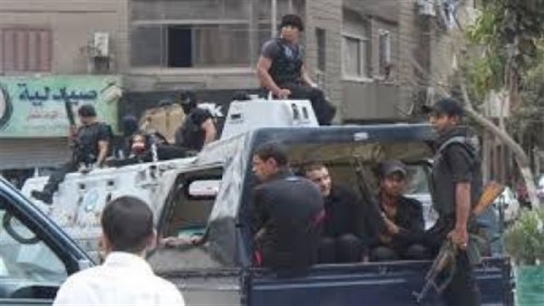 ضبط ثلاثين شخصًا
