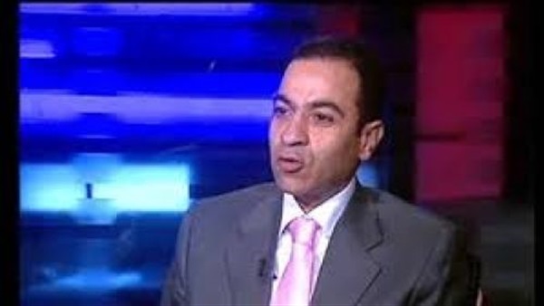 أستاذ تمويل : خفض