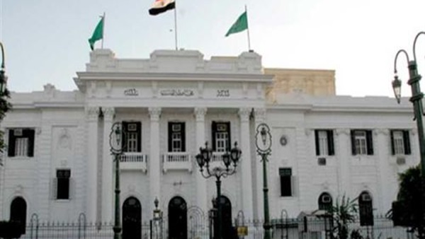 إضراب سيدة عن الطعام