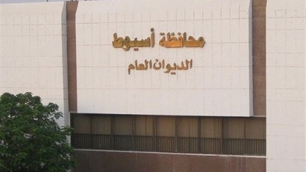 الخميس.. محمد نور