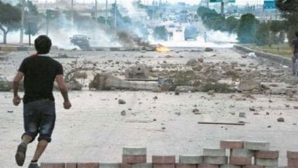 السجن 21 عاما لـ5