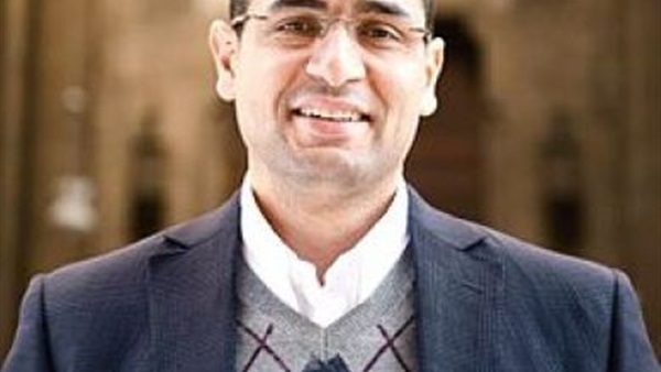 أبو حامد: أى شىء