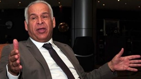 فرج عامر يقترح فكرة