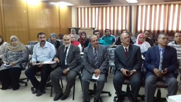 بالصور..صناعة واستشراف