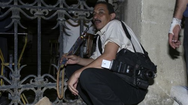 عاجل.. احتجاز مصورين