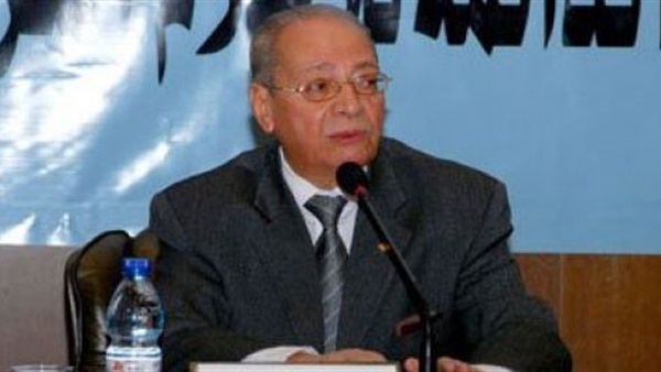 أمين بسيوني إلى ذمة