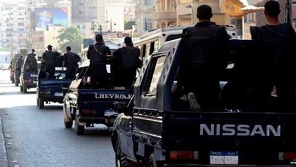 أمن الشرقية يفرق