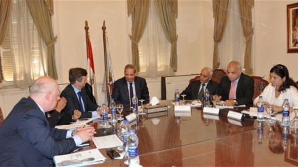 الهلالي يناقش ملفات