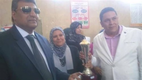 معلم بمدرسة فنية:
