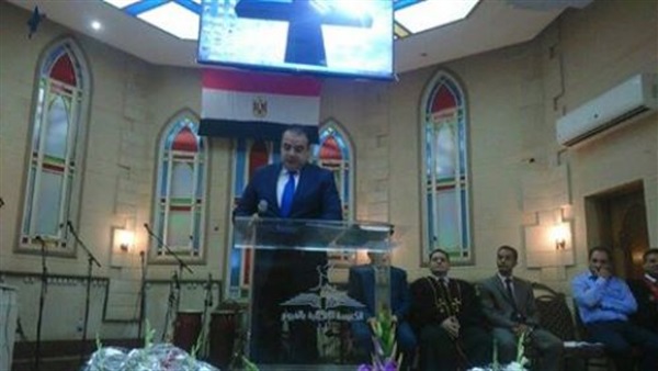 محافظ الفيوم يهنئ