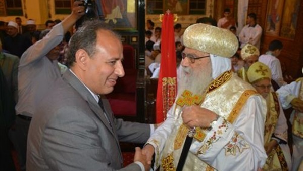 بالصور .. محافظ البحيرة