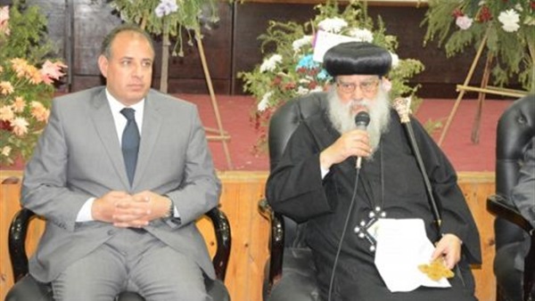 محافظ البحيرة يهنيء