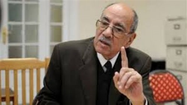 ”عبد الغفار شكر”: