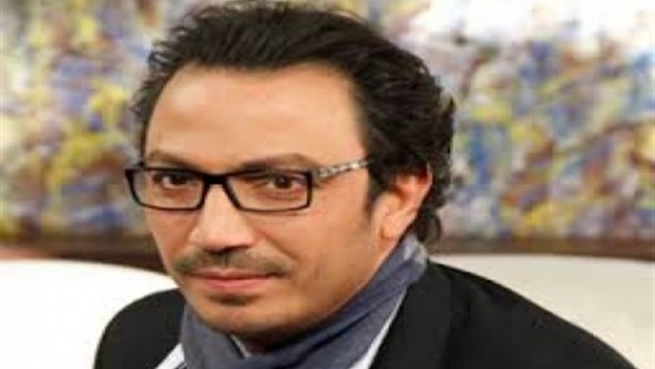 الفنان طارق لطفي