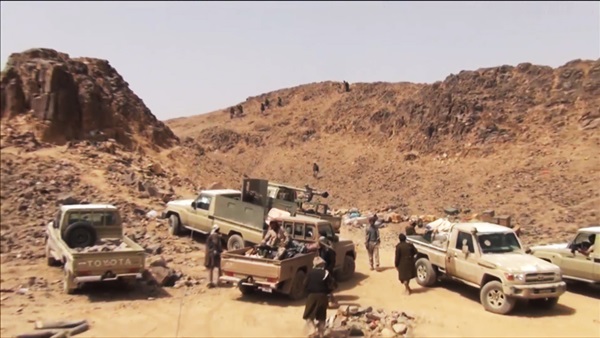 القوات اليمنية تحاصر