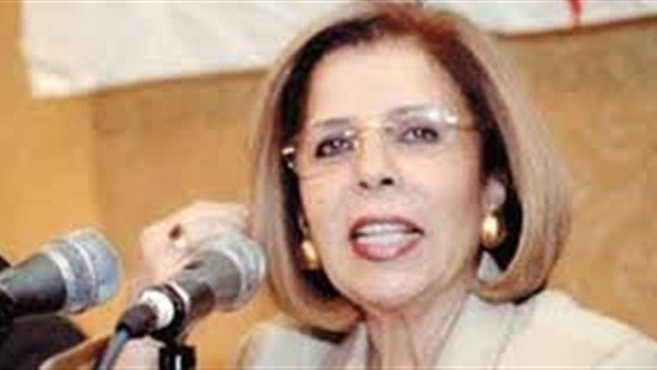 السفيرة مشيرة خطاب