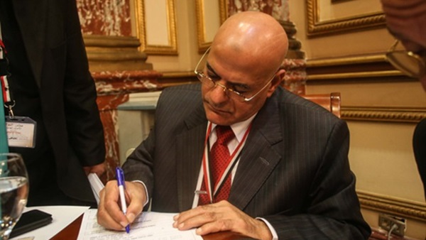 النائب فايز بركات