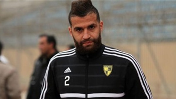 سامح عبد الفضيل مدافع