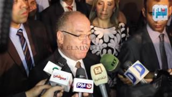 وزير الثقافة، حلمي