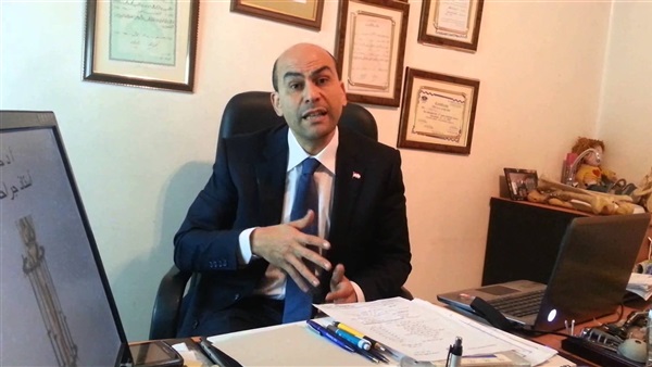 الدكتور خالد عمارة