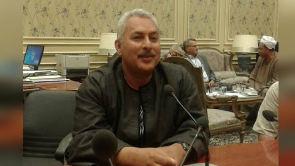 حسين عبد الرحمن،
