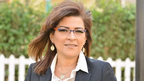 فاطنة ناعوت، الكاتب