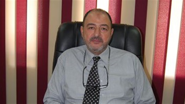 أشرف عطية نائب رئيس