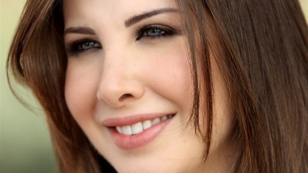 الفنانة نانسي عجرم