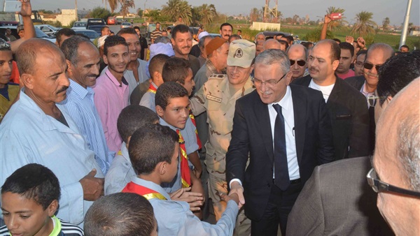 محافظ المنيا يفتتح