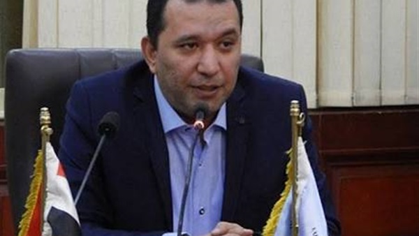 محمد بدر محافظ الأقصر،