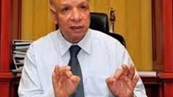 عاطف عبد الحميد محافظ