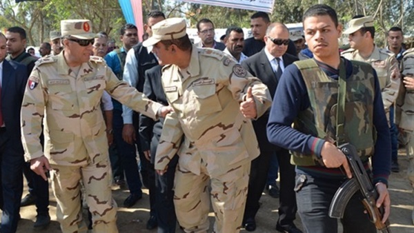 نشطاء يشيدون بجهود