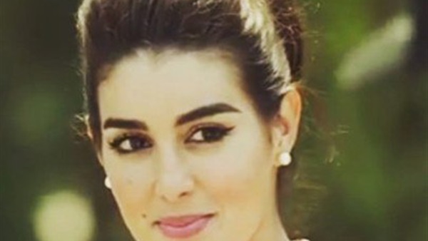 الفنانة الشابة ياسمين