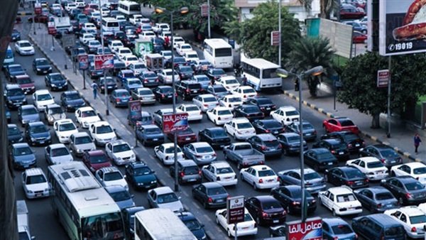 تباطؤ حركة السيارات