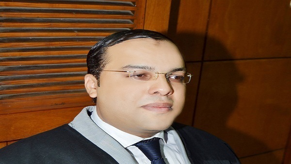 الدكتور حمدي عرفة