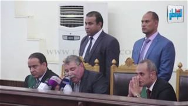 تأجيل محاكمة 67 متهما