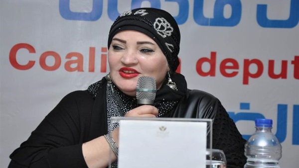 الدكتورة ناهد شاكر