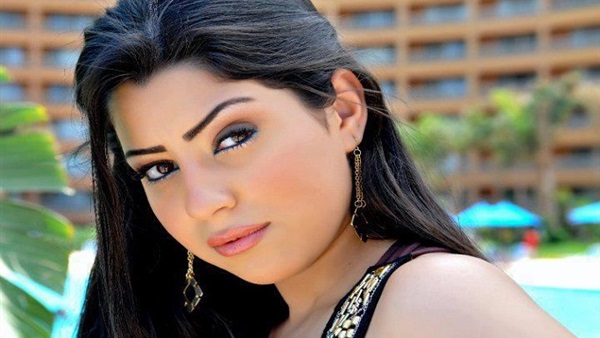 الفنانة الشابة أيتن