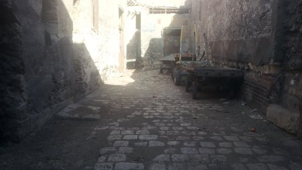 استغاثة أهالي منشأة