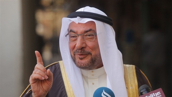 الدكتور أياد مدنى